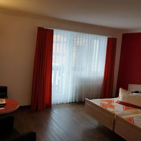 Europa 3* サース フェー