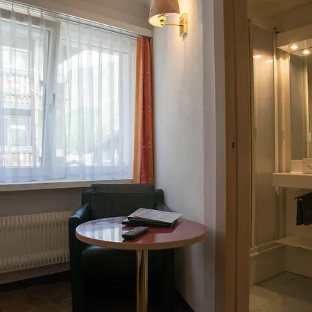 Europa ホテル サース フェー